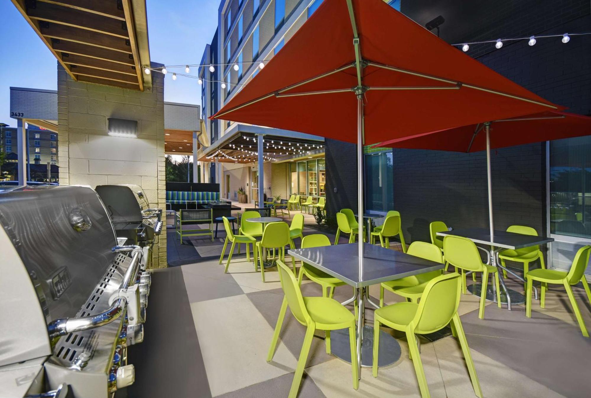 Home2 Suites By Hilton Atlanta Airport North College Park Exterior foto
